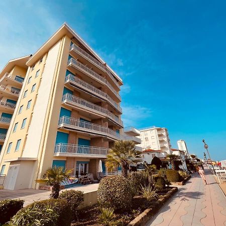 Appartamento Cima - Vista Mare, 3 Camere, Wifi, Family Apartment Lido di Jesolo Exterior foto